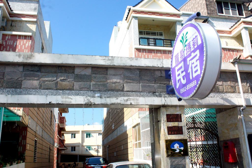 Mary 18 Apartment Taitung Екстериор снимка
