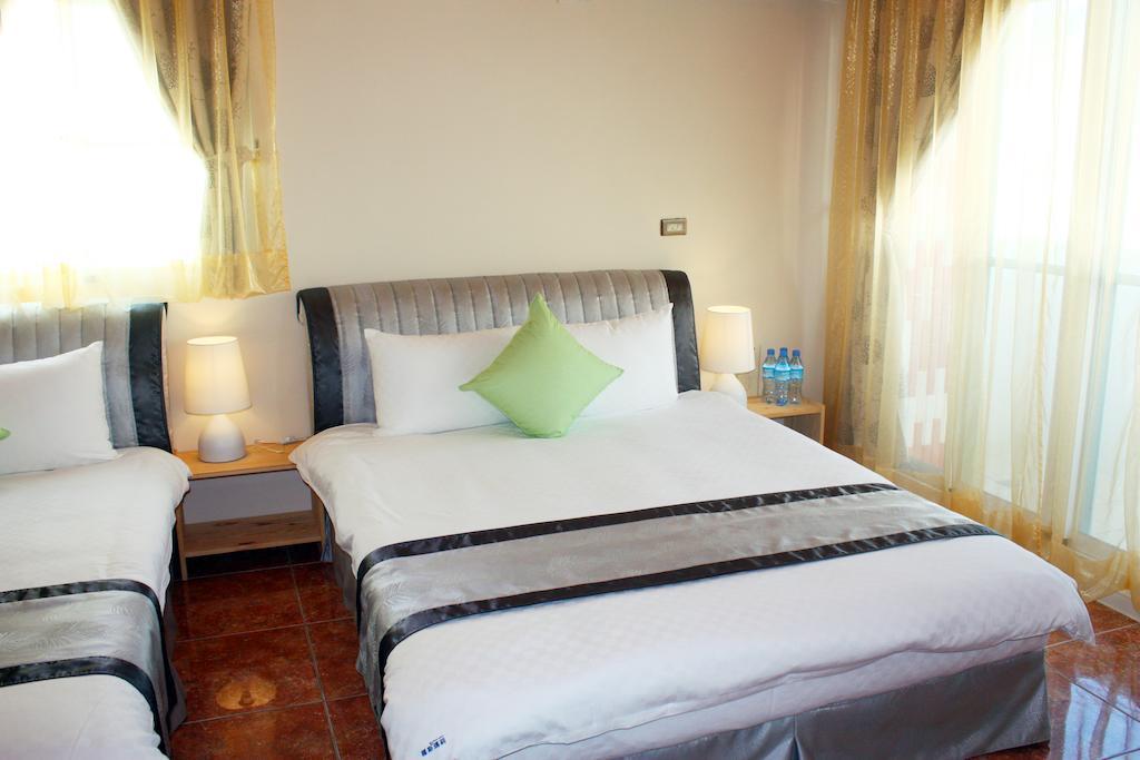 Mary 18 Apartment Taitung Екстериор снимка