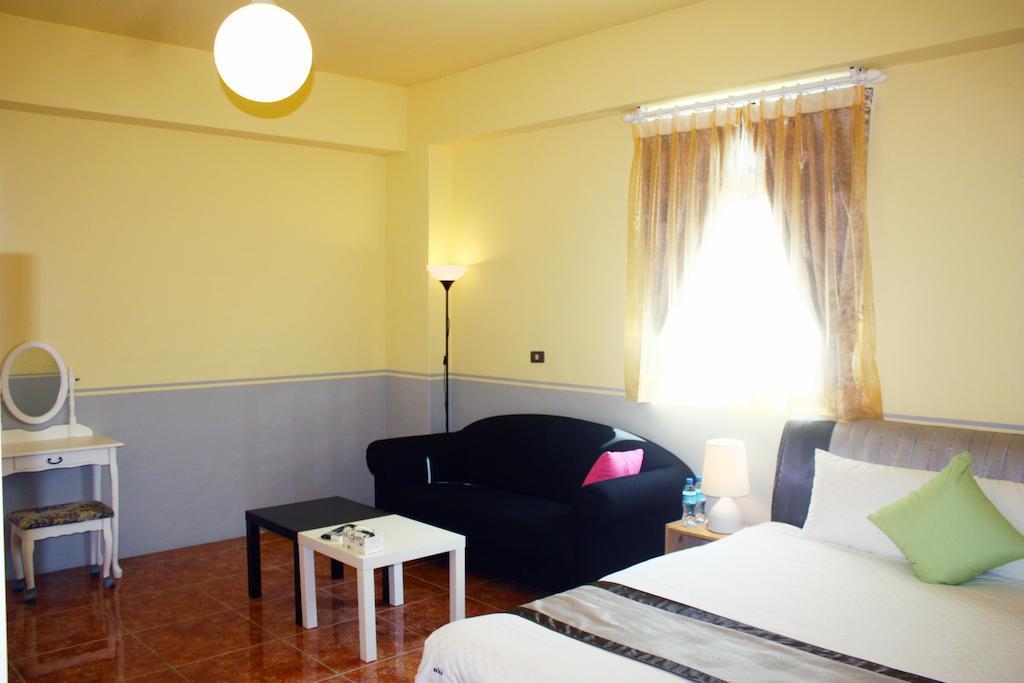 Mary 18 Apartment Taitung Екстериор снимка