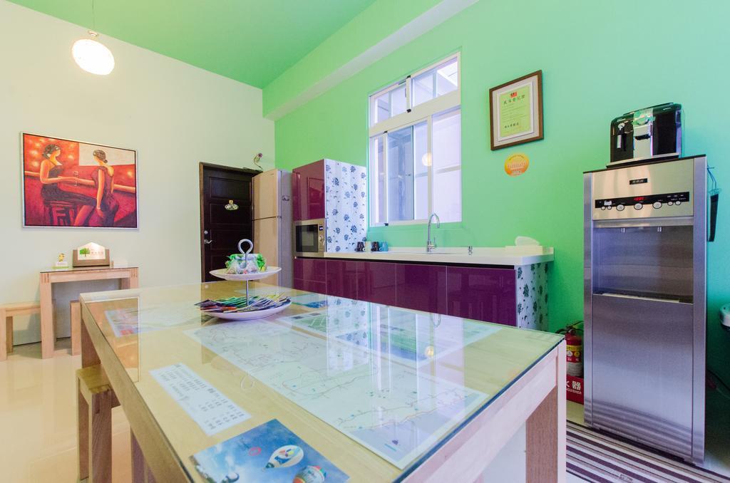 Mary 18 Apartment Taitung Екстериор снимка